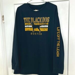 The Black Dog Men's Black and Gold Long Sleeve Tee